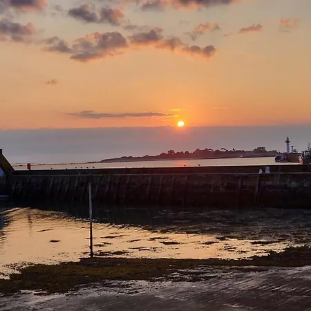 T2 Face A La * Saint-Vaast-la-Hougue